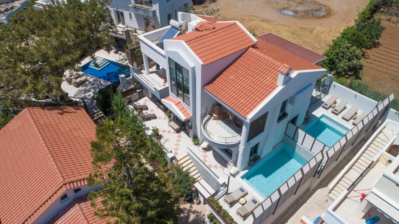Paradisos Luxury Villas Next To Beach Koutsourás Buitenkant foto